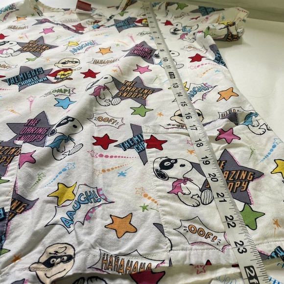 Peanuts Medical scrub top sz xs - Picture 9 of 9